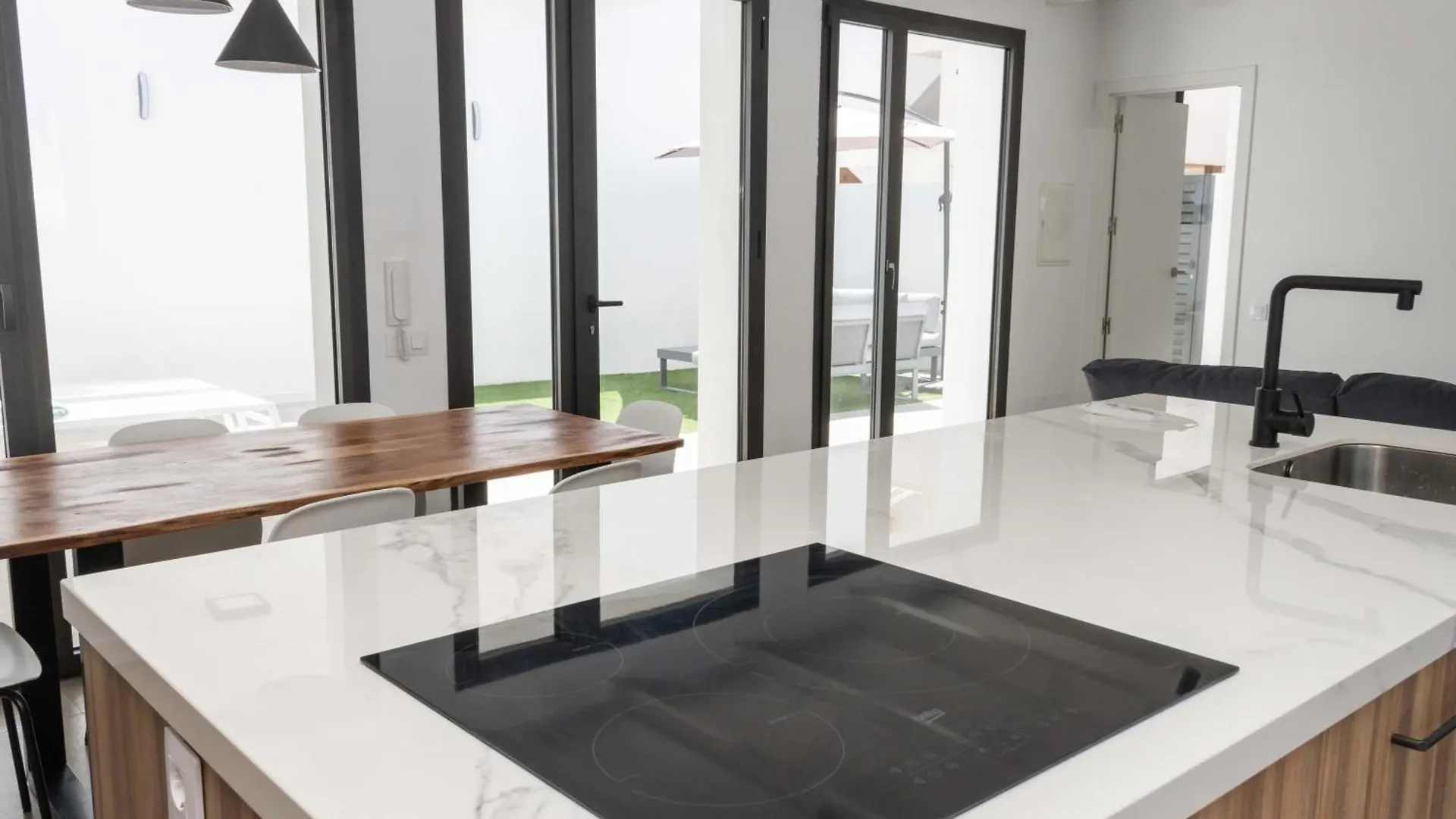 Apartman Bajo Con Patio, Calle Canada Aguilar 10 Mojácar
